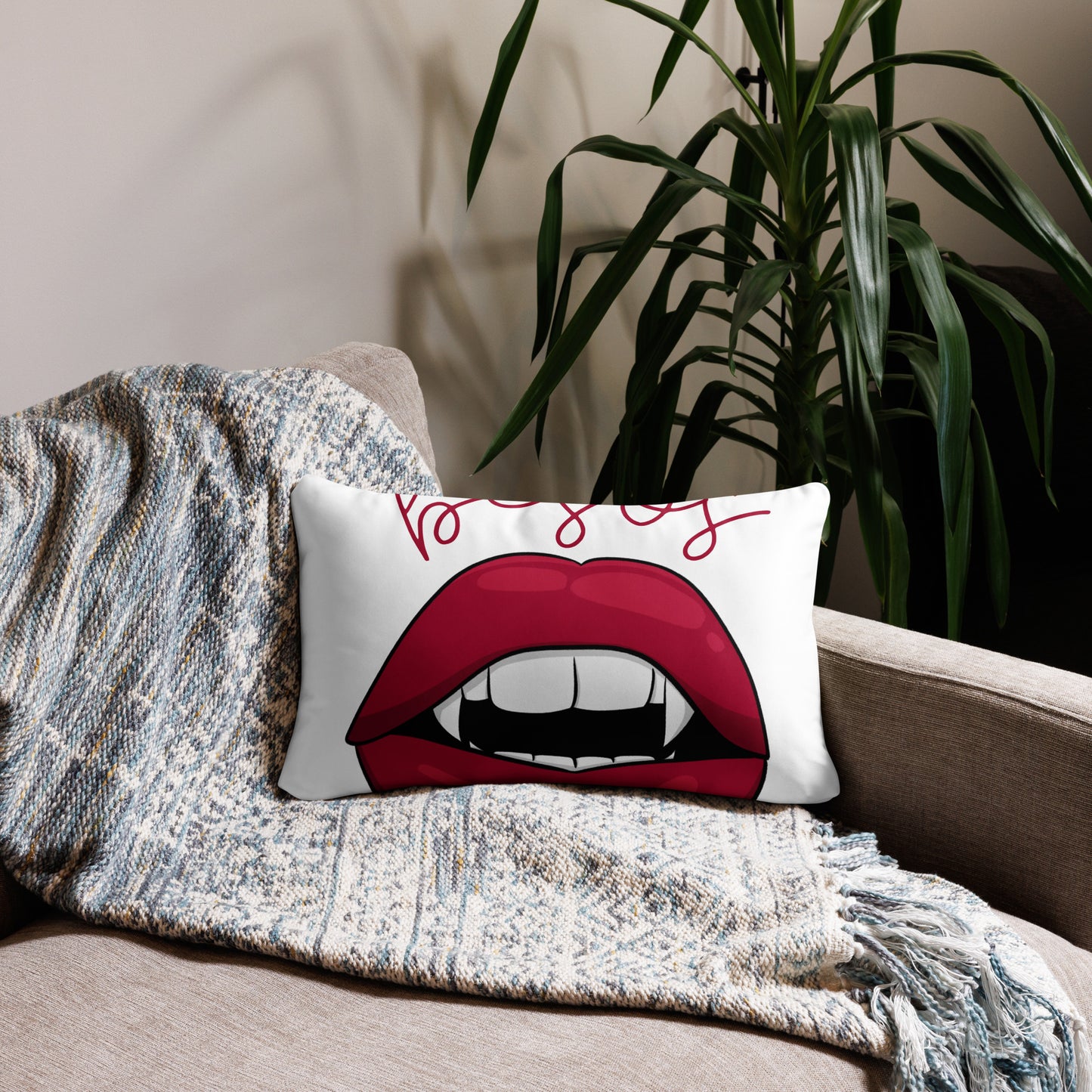 Besos Vampire Basic Pillow